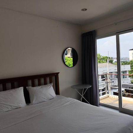 Hotel The 9Th House Krabi town Exterior foto